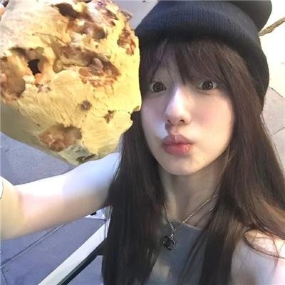 使用下方 20 个影片名，按顺序一一对应，不要改动片名文字，只根据片名和括号内类型提示来虚构全新的故事内容： 大江大河 天龙八部之虚竹传奇粤语 绝地再生 红蝎子 月光光心慌慌1978 保险箱 菜单之外 笑傲刺客 后代 帝国骄兰 天山紧急出动 皇恩浩荡 德州电锯杀人狂2022 大街小瘪三 我们的日记 那些大人们不懂的事 婚礼几样情 魅魔2024 在期待之中 忍者大追杀